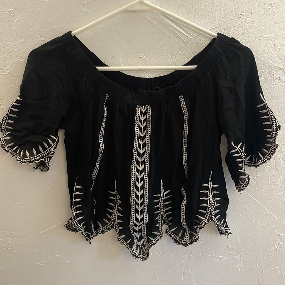 Black Off The Shoulder Top with White Leaf Embroidery Detail - Size Small